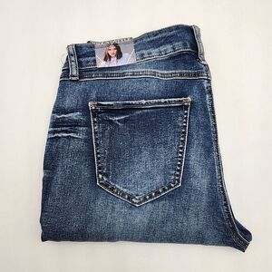 Sound Style Womens Hayden Girlfriend Loose Fit Blue Jeans Size 6 NWT